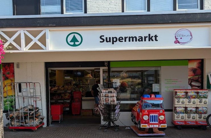 Cadzand-Bad: SPAR für den täglichen Bedarf am Duinplein