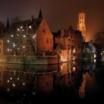 Rozenhoedkaai met winterse sfeerverlichting