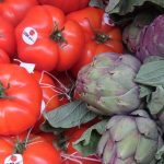 Tomaten und Artischocken