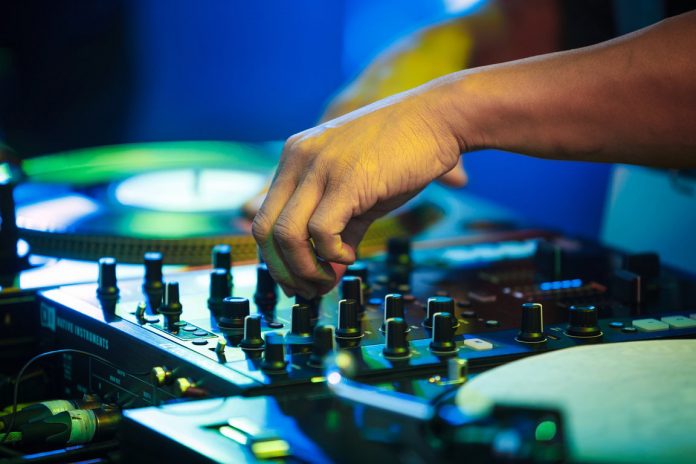 Depositphotos_240270394_l-2015