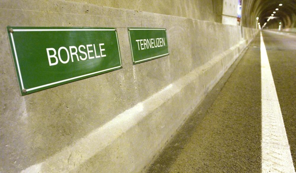 Westerschelde-Tunnel zwischen Borsele und Terneuzen