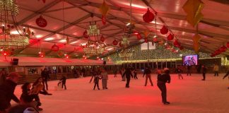 Schlittschuhlaufen in Knokke-Heist Knokke-Heist: Schlittschuhbahn im Advent