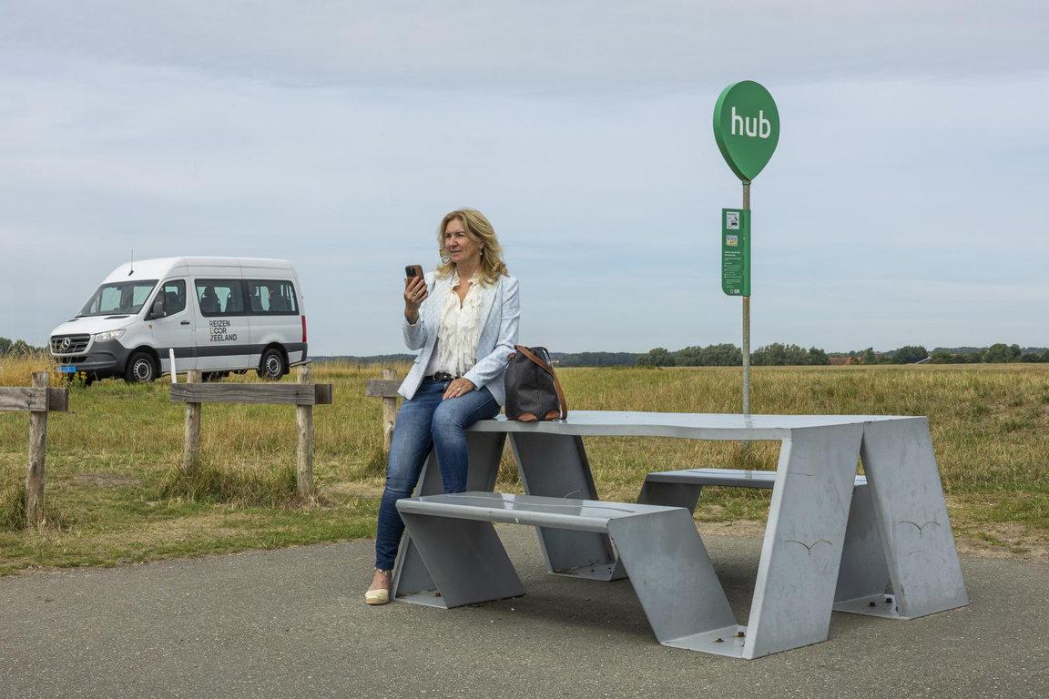 Flexibel den Flex-Bus an die Haltestelle bestellen