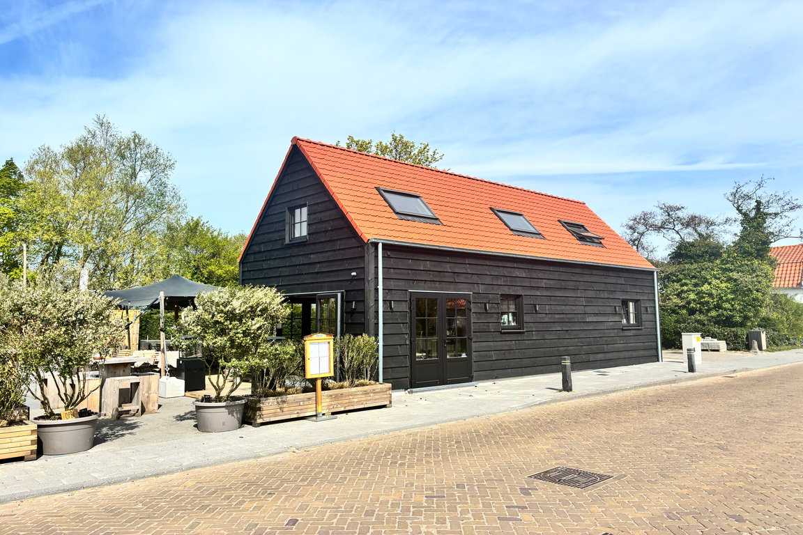 Retranchement: Gastrobar "La Terrasse 364"